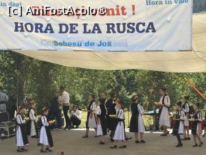 [P05] Hora de la Rusca » foto by AZE
 - 
<span class="allrVoted glyphicon glyphicon-heart hidden" id="av1486029"></span>
<a class="m-l-10 hidden" id="sv1486029" onclick="voting_Foto_DelVot(,1486029,14186)" role="button">șterge vot <span class="glyphicon glyphicon-remove"></span></a>
<a id="v91486029" class=" c-red"  onclick="voting_Foto_SetVot(1486029)" role="button"><span class="glyphicon glyphicon-heart-empty"></span> <b>LIKE</b> = Votează poza</a> <img class="hidden"  id="f1486029W9" src="/imagini/loader.gif" border="0" /><span class="AjErrMes hidden" id="e1486029ErM"></span>