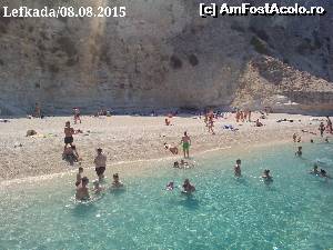 [P18] Turiști la Egremni Beach.  » foto by ovidiuyepi
 - 
<span class="allrVoted glyphicon glyphicon-heart hidden" id="av674722"></span>
<a class="m-l-10 hidden" id="sv674722" onclick="voting_Foto_DelVot(,674722,14195)" role="button">șterge vot <span class="glyphicon glyphicon-remove"></span></a>
<a id="v9674722" class=" c-red"  onclick="voting_Foto_SetVot(674722)" role="button"><span class="glyphicon glyphicon-heart-empty"></span> <b>LIKE</b> = Votează poza</a> <img class="hidden"  id="f674722W9" src="/imagini/loader.gif" border="0" /><span class="AjErrMes hidden" id="e674722ErM"></span>