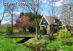 [P03] Casa pe drumul Alkmaar-ului » foto by Radu Tudoran
 - 
<span class="allrVoted glyphicon glyphicon-heart hidden" id="av748250"></span>
<a class="m-l-10 hidden" id="sv748250" onclick="voting_Foto_DelVot(,748250,14304)" role="button">șterge vot <span class="glyphicon glyphicon-remove"></span></a>
<a id="v9748250" class=" c-red"  onclick="voting_Foto_SetVot(748250)" role="button"><span class="glyphicon glyphicon-heart-empty"></span> <b>LIKE</b> = Votează poza</a> <img class="hidden"  id="f748250W9" src="/imagini/loader.gif" border="0" /><span class="AjErrMes hidden" id="e748250ErM"></span>