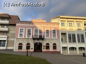 [P22] Sfântu Gheorghe. Clădire veche, frumos restaurată. » foto by Floria
 - 
<span class="allrVoted glyphicon glyphicon-heart hidden" id="av1514986"></span>
<a class="m-l-10 hidden" id="sv1514986" onclick="voting_Foto_DelVot(,1514986,14513)" role="button">șterge vot <span class="glyphicon glyphicon-remove"></span></a>
<a id="v91514986" class=" c-red"  onclick="voting_Foto_SetVot(1514986)" role="button"><span class="glyphicon glyphicon-heart-empty"></span> <b>LIKE</b> = Votează poza</a> <img class="hidden"  id="f1514986W9" src="/imagini/loader.gif" border="0" /><span class="AjErrMes hidden" id="e1514986ErM"></span>