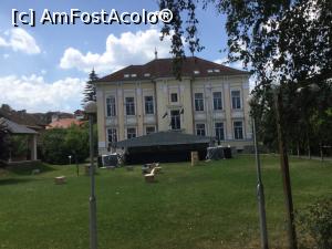 [P48] Sf&acirc;ntu Gheorghe - Casa de culura a municipiului, gard in gard cu Pensiunea Lucia » foto by mishu
 - 
<span class="allrVoted glyphicon glyphicon-heart hidden" id="av1186096"></span>
<a class="m-l-10 hidden" id="sv1186096" onclick="voting_Foto_DelVot(,1186096,14513)" role="button">șterge vot <span class="glyphicon glyphicon-remove"></span></a>
<a id="v91186096" class=" c-red"  onclick="voting_Foto_SetVot(1186096)" role="button"><span class="glyphicon glyphicon-heart-empty"></span> <b>LIKE</b> = Votează poza</a> <img class="hidden"  id="f1186096W9" src="/imagini/loader.gif" border="0" /><span class="AjErrMes hidden" id="e1186096ErM"></span>