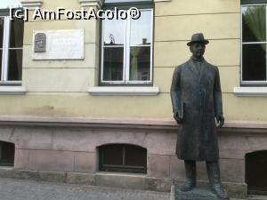 [P67] Sf&acirc;ntu Gheorghe - Statuia istoricului Csutak Vilmos » foto by mishu
 - 
<span class="allrVoted glyphicon glyphicon-heart hidden" id="av1186115"></span>
<a class="m-l-10 hidden" id="sv1186115" onclick="voting_Foto_DelVot(,1186115,14513)" role="button">șterge vot <span class="glyphicon glyphicon-remove"></span></a>
<a id="v91186115" class=" c-red"  onclick="voting_Foto_SetVot(1186115)" role="button"><span class="glyphicon glyphicon-heart-empty"></span> <b>LIKE</b> = Votează poza</a> <img class="hidden"  id="f1186115W9" src="/imagini/loader.gif" border="0" /><span class="AjErrMes hidden" id="e1186115ErM"></span>