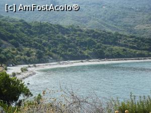 [P39] Plajă cât vezi cu ochii pe marginea drumului între Skala şi Poros » foto by irinad
 - 
<span class="allrVoted glyphicon glyphicon-heart hidden" id="av831436"></span>
<a class="m-l-10 hidden" id="sv831436" onclick="voting_Foto_DelVot(,831436,14654)" role="button">șterge vot <span class="glyphicon glyphicon-remove"></span></a>
<a id="v9831436" class=" c-red"  onclick="voting_Foto_SetVot(831436)" role="button"><span class="glyphicon glyphicon-heart-empty"></span> <b>LIKE</b> = Votează poza</a> <img class="hidden"  id="f831436W9" src="/imagini/loader.gif" border="0" /><span class="AjErrMes hidden" id="e831436ErM"></span>