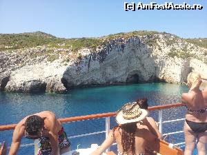 [P04] blue caves in excursia in jurul insulei zakynthos » foto by lumi87
 - 
<span class="allrVoted glyphicon glyphicon-heart hidden" id="av534294"></span>
<a class="m-l-10 hidden" id="sv534294" onclick="voting_Foto_DelVot(,534294,14658)" role="button">șterge vot <span class="glyphicon glyphicon-remove"></span></a>
<a id="v9534294" class=" c-red"  onclick="voting_Foto_SetVot(534294)" role="button"><span class="glyphicon glyphicon-heart-empty"></span> <b>LIKE</b> = Votează poza</a> <img class="hidden"  id="f534294W9" src="/imagini/loader.gif" border="0" /><span class="AjErrMes hidden" id="e534294ErM"></span>