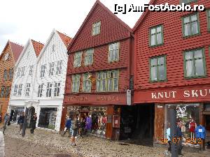 P04 [JUL-2013] Bergen - Cheiul Bryggen şi casele hanseatice. 