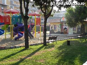 [P06] Mini Club » foto by nely
 - 
<span class="allrVoted glyphicon glyphicon-heart hidden" id="av448425"></span>
<a class="m-l-10 hidden" id="sv448425" onclick="voting_Foto_DelVot(,448425,14672)" role="button">șterge vot <span class="glyphicon glyphicon-remove"></span></a>
<a id="v9448425" class=" c-red"  onclick="voting_Foto_SetVot(448425)" role="button"><span class="glyphicon glyphicon-heart-empty"></span> <b>LIKE</b> = Votează poza</a> <img class="hidden"  id="f448425W9" src="/imagini/loader.gif" border="0" /><span class="AjErrMes hidden" id="e448425ErM"></span>