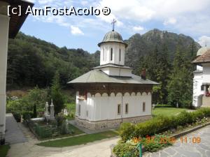 [P12] biserica mica de la mănăstirea Turnu » foto by zlatna
 - 
<span class="allrVoted glyphicon glyphicon-heart hidden" id="av820911"></span>
<a class="m-l-10 hidden" id="sv820911" onclick="voting_Foto_DelVot(,820911,14806)" role="button">șterge vot <span class="glyphicon glyphicon-remove"></span></a>
<a id="v9820911" class=" c-red"  onclick="voting_Foto_SetVot(820911)" role="button"><span class="glyphicon glyphicon-heart-empty"></span> <b>LIKE</b> = Votează poza</a> <img class="hidden"  id="f820911W9" src="/imagini/loader.gif" border="0" /><span class="AjErrMes hidden" id="e820911ErM"></span>