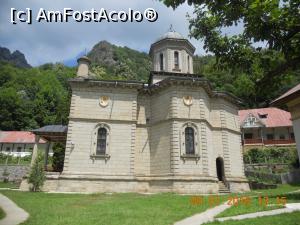 [P14] biserica manastirii Stanisoara » foto by zlatna
 - 
<span class="allrVoted glyphicon glyphicon-heart hidden" id="av820913"></span>
<a class="m-l-10 hidden" id="sv820913" onclick="voting_Foto_DelVot(,820913,14806)" role="button">șterge vot <span class="glyphicon glyphicon-remove"></span></a>
<a id="v9820913" class=" c-red"  onclick="voting_Foto_SetVot(820913)" role="button"><span class="glyphicon glyphicon-heart-empty"></span> <b>LIKE</b> = Votează poza</a> <img class="hidden"  id="f820913W9" src="/imagini/loader.gif" border="0" /><span class="AjErrMes hidden" id="e820913ErM"></span>