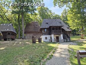 [P12] La plimbare prin muzeu » foto by Carmen Ion
 - 
<span class="allrVoted glyphicon glyphicon-heart hidden" id="av1512847"></span>
<a class="m-l-10 hidden" id="sv1512847" onclick="voting_Foto_DelVot(,1512847,14876)" role="button">șterge vot <span class="glyphicon glyphicon-remove"></span></a>
<a id="v91512847" class=" c-red"  onclick="voting_Foto_SetVot(1512847)" role="button"><span class="glyphicon glyphicon-heart-empty"></span> <b>LIKE</b> = Votează poza</a> <img class="hidden"  id="f1512847W9" src="/imagini/loader.gif" border="0" /><span class="AjErrMes hidden" id="e1512847ErM"></span>