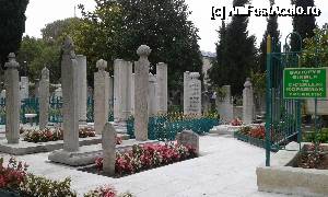 [P35] Moscheea Suleymaniye - cimitirul » foto by Aurici
 - 
<span class="allrVoted glyphicon glyphicon-heart hidden" id="av692691"></span>
<a class="m-l-10 hidden" id="sv692691" onclick="voting_Foto_DelVot(,692691,14995)" role="button">șterge vot <span class="glyphicon glyphicon-remove"></span></a>
<a id="v9692691" class=" c-red"  onclick="voting_Foto_SetVot(692691)" role="button"><span class="glyphicon glyphicon-heart-empty"></span> <b>LIKE</b> = Votează poza</a> <img class="hidden"  id="f692691W9" src="/imagini/loader.gif" border="0" /><span class="AjErrMes hidden" id="e692691ErM"></span>