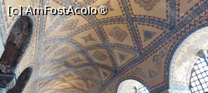 [P48] Agia Sofia - interiorul » foto by Carmen Ion
 - 
<span class="allrVoted glyphicon glyphicon-heart hidden" id="av1508540"></span>
<a class="m-l-10 hidden" id="sv1508540" onclick="voting_Foto_DelVot(,1508540,14995)" role="button">șterge vot <span class="glyphicon glyphicon-remove"></span></a>
<a id="v91508540" class=" c-red"  onclick="voting_Foto_SetVot(1508540)" role="button"><span class="glyphicon glyphicon-heart-empty"></span> <b>LIKE</b> = Votează poza</a> <img class="hidden"  id="f1508540W9" src="/imagini/loader.gif" border="0" /><span class="AjErrMes hidden" id="e1508540ErM"></span>