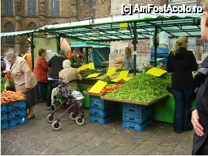 [P16] Piaţă de legume în Bremen » foto by iccata
 - 
<span class="allrVoted glyphicon glyphicon-heart hidden" id="av455050"></span>
<a class="m-l-10 hidden" id="sv455050" onclick="voting_Foto_DelVot(,455050,15056)" role="button">șterge vot <span class="glyphicon glyphicon-remove"></span></a>
<a id="v9455050" class=" c-red"  onclick="voting_Foto_SetVot(455050)" role="button"><span class="glyphicon glyphicon-heart-empty"></span> <b>LIKE</b> = Votează poza</a> <img class="hidden"  id="f455050W9" src="/imagini/loader.gif" border="0" /><span class="AjErrMes hidden" id="e455050ErM"></span>