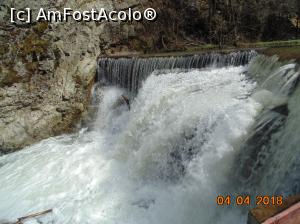 [P04] caderea de pana de la moara Vilona realizata din trunchiuri de copaci » foto by Denisa13
 - 
<span class="allrVoted glyphicon glyphicon-heart hidden" id="av957513"></span>
<a class="m-l-10 hidden" id="sv957513" onclick="voting_Foto_DelVot(,957513,15101)" role="button">șterge vot <span class="glyphicon glyphicon-remove"></span></a>
<a id="v9957513" class=" c-red"  onclick="voting_Foto_SetVot(957513)" role="button"><span class="glyphicon glyphicon-heart-empty"></span> <b>LIKE</b> = Votează poza</a> <img class="hidden"  id="f957513W9" src="/imagini/loader.gif" border="0" /><span class="AjErrMes hidden" id="e957513ErM"></span>