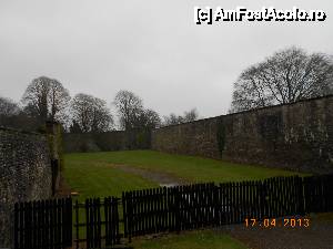 [P31] Cork City Gaol - inchisoarea muzeu; o parte din curtea dintre cele doua randuri de ziduri.  » foto by Diaura*
 - 
<span class="allrVoted glyphicon glyphicon-heart hidden" id="av478589"></span>
<a class="m-l-10 hidden" id="sv478589" onclick="voting_Foto_DelVot(,478589,15293)" role="button">șterge vot <span class="glyphicon glyphicon-remove"></span></a>
<a id="v9478589" class=" c-red"  onclick="voting_Foto_SetVot(478589)" role="button"><span class="glyphicon glyphicon-heart-empty"></span> <b>LIKE</b> = Votează poza</a> <img class="hidden"  id="f478589W9" src="/imagini/loader.gif" border="0" /><span class="AjErrMes hidden" id="e478589ErM"></span>