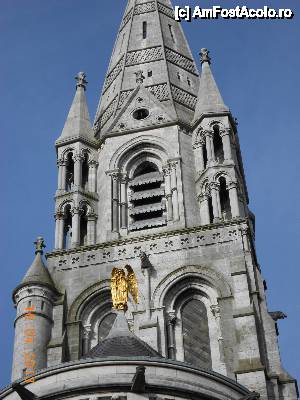 [P04] Cork - Saint Fin Barre's Cathedral; statuia aurita a ingerului.  » foto by Diaura*
 - 
<span class="allrVoted glyphicon glyphicon-heart hidden" id="av478901"></span>
<a class="m-l-10 hidden" id="sv478901" onclick="voting_Foto_DelVot(,478901,15293)" role="button">șterge vot <span class="glyphicon glyphicon-remove"></span></a>
<a id="v9478901" class=" c-red"  onclick="voting_Foto_SetVot(478901)" role="button"><span class="glyphicon glyphicon-heart-empty"></span> <b>LIKE</b> = Votează poza</a> <img class="hidden"  id="f478901W9" src="/imagini/loader.gif" border="0" /><span class="AjErrMes hidden" id="e478901ErM"></span>