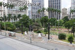 [P22] Sao Paulo, Praça Ramos de Azevedo văzută de pe terasa Teatrului Municipal cea din dreapta » foto by mprofeanu
 - 
<span class="allrVoted glyphicon glyphicon-heart hidden" id="av1058582"></span>
<a class="m-l-10 hidden" id="sv1058582" onclick="voting_Foto_DelVot(,1058582,15313)" role="button">șterge vot <span class="glyphicon glyphicon-remove"></span></a>
<a id="v91058582" class=" c-red"  onclick="voting_Foto_SetVot(1058582)" role="button"><span class="glyphicon glyphicon-heart-empty"></span> <b>LIKE</b> = Votează poza</a> <img class="hidden"  id="f1058582W9" src="/imagini/loader.gif" border="0" /><span class="AjErrMes hidden" id="e1058582ErM"></span>