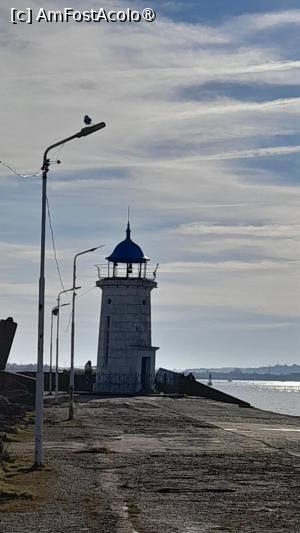 [P24] farul genovez pe digul din Mangalia » foto by Yolanda
 - 
<span class="allrVoted glyphicon glyphicon-heart hidden" id="av1467664"></span>
<a class="m-l-10 hidden" id="sv1467664" onclick="voting_Foto_DelVot(,1467664,15352)" role="button">șterge vot <span class="glyphicon glyphicon-remove"></span></a>
<a id="v91467664" class=" c-red"  onclick="voting_Foto_SetVot(1467664)" role="button"><span class="glyphicon glyphicon-heart-empty"></span> <b>LIKE</b> = Votează poza</a> <img class="hidden"  id="f1467664W9" src="/imagini/loader.gif" border="0" /><span class="AjErrMes hidden" id="e1467664ErM"></span>