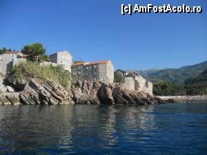 [P22] Insula Sveti Stefan văzută de pe mare » foto by ipmina
 - 
<span class="allrVoted glyphicon glyphicon-heart hidden" id="av467412"></span>
<a class="m-l-10 hidden" id="sv467412" onclick="voting_Foto_DelVot(,467412,15391)" role="button">șterge vot <span class="glyphicon glyphicon-remove"></span></a>
<a id="v9467412" class=" c-red"  onclick="voting_Foto_SetVot(467412)" role="button"><span class="glyphicon glyphicon-heart-empty"></span> <b>LIKE</b> = Votează poza</a> <img class="hidden"  id="f467412W9" src="/imagini/loader.gif" border="0" /><span class="AjErrMes hidden" id="e467412ErM"></span>