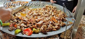 [P63] Carne rotisată - kebab, în una din seri. » foto by ⭐ValentinB_88⭐
 - 
<span class="allrVoted glyphicon glyphicon-heart hidden" id="av1492190"></span>
<a class="m-l-10 hidden" id="sv1492190" onclick="voting_Foto_DelVot(,1492190,15414)" role="button">șterge vot <span class="glyphicon glyphicon-remove"></span></a>
<a id="v91492190" class=" c-red"  onclick="voting_Foto_SetVot(1492190)" role="button"><span class="glyphicon glyphicon-heart-empty"></span> <b>LIKE</b> = Votează poza</a> <img class="hidden"  id="f1492190W9" src="/imagini/loader.gif" border="0" /><span class="AjErrMes hidden" id="e1492190ErM"></span>