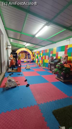 [P17] Unde am mâncat la Ayia Napa - Atlas / kids corner » foto by Dragoș_MD
 - 
<span class="allrVoted glyphicon glyphicon-heart hidden" id="av1489375"></span>
<a class="m-l-10 hidden" id="sv1489375" onclick="voting_Foto_DelVot(,1489375,15518)" role="button">șterge vot <span class="glyphicon glyphicon-remove"></span></a>
<a id="v91489375" class=" c-red"  onclick="voting_Foto_SetVot(1489375)" role="button"><span class="glyphicon glyphicon-heart-empty"></span> <b>LIKE</b> = Votează poza</a> <img class="hidden"  id="f1489375W9" src="/imagini/loader.gif" border="0" /><span class="AjErrMes hidden" id="e1489375ErM"></span>