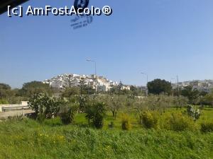 [P12] Imagine cu Ostuni pe care o vedeți din autobuzul care vă aduce de la gară » foto by Aurici
 - 
<span class="allrVoted glyphicon glyphicon-heart hidden" id="av743940"></span>
<a class="m-l-10 hidden" id="sv743940" onclick="voting_Foto_DelVot(,743940,15648)" role="button">șterge vot <span class="glyphicon glyphicon-remove"></span></a>
<a id="v9743940" class=" c-red"  onclick="voting_Foto_SetVot(743940)" role="button"><span class="glyphicon glyphicon-heart-empty"></span> <b>LIKE</b> = Votează poza</a> <img class="hidden"  id="f743940W9" src="/imagini/loader.gif" border="0" /><span class="AjErrMes hidden" id="e743940ErM"></span>