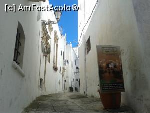 [P24] Stradă prin Ostuni » foto by Aurici
 - 
<span class="allrVoted glyphicon glyphicon-heart hidden" id="av743952"></span>
<a class="m-l-10 hidden" id="sv743952" onclick="voting_Foto_DelVot(,743952,15648)" role="button">șterge vot <span class="glyphicon glyphicon-remove"></span></a>
<a id="v9743952" class=" c-red"  onclick="voting_Foto_SetVot(743952)" role="button"><span class="glyphicon glyphicon-heart-empty"></span> <b>LIKE</b> = Votează poza</a> <img class="hidden"  id="f743952W9" src="/imagini/loader.gif" border="0" /><span class="AjErrMes hidden" id="e743952ErM"></span>