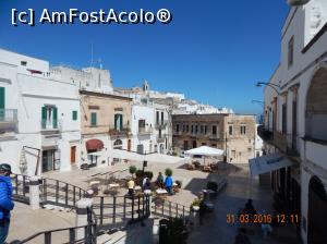 [P26] Terasă în Piața Liberta din Ostuni unde am făcut o pauză » foto by Aurici
 - 
<span class="allrVoted glyphicon glyphicon-heart hidden" id="av743954"></span>
<a class="m-l-10 hidden" id="sv743954" onclick="voting_Foto_DelVot(,743954,15648)" role="button">șterge vot <span class="glyphicon glyphicon-remove"></span></a>
<a id="v9743954" class=" c-red"  onclick="voting_Foto_SetVot(743954)" role="button"><span class="glyphicon glyphicon-heart-empty"></span> <b>LIKE</b> = Votează poza</a> <img class="hidden"  id="f743954W9" src="/imagini/loader.gif" border="0" /><span class="AjErrMes hidden" id="e743954ErM"></span>