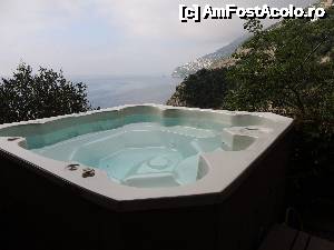 [P12] Jacuzzi si coasta Amalfi » foto by claudiu 71
 - 
<span class="allrVoted glyphicon glyphicon-heart hidden" id="av482453"></span>
<a class="m-l-10 hidden" id="sv482453" onclick="voting_Foto_DelVot(,482453,15720)" role="button">șterge vot <span class="glyphicon glyphicon-remove"></span></a>
<a id="v9482453" class=" c-red"  onclick="voting_Foto_SetVot(482453)" role="button"><span class="glyphicon glyphicon-heart-empty"></span> <b>LIKE</b> = Votează poza</a> <img class="hidden"  id="f482453W9" src="/imagini/loader.gif" border="0" /><span class="AjErrMes hidden" id="e482453ErM"></span>