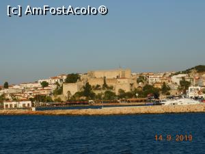 [P02] Castelul din Çeşme văzut din portul comercial, la întoarcerea din insula Chios » foto by irinad
 - 
<span class="allrVoted glyphicon glyphicon-heart hidden" id="av1112046"></span>
<a class="m-l-10 hidden" id="sv1112046" onclick="voting_Foto_DelVot(,1112046,15802)" role="button">șterge vot <span class="glyphicon glyphicon-remove"></span></a>
<a id="v91112046" class=" c-red"  onclick="voting_Foto_SetVot(1112046)" role="button"><span class="glyphicon glyphicon-heart-empty"></span> <b>LIKE</b> = Votează poza</a> <img class="hidden"  id="f1112046W9" src="/imagini/loader.gif" border="0" /><span class="AjErrMes hidden" id="e1112046ErM"></span>