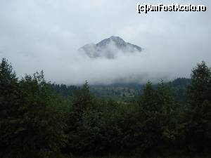 [P17] - In drum spre pensiunea Panorama Pietrei Craiului » foto by Lord2014*
 - 
<span class="allrVoted glyphicon glyphicon-heart hidden" id="av576213"></span>
<a class="m-l-10 hidden" id="sv576213" onclick="voting_Foto_DelVot(,576213,16322)" role="button">șterge vot <span class="glyphicon glyphicon-remove"></span></a>
<a id="v9576213" class=" c-red"  onclick="voting_Foto_SetVot(576213)" role="button"><span class="glyphicon glyphicon-heart-empty"></span> <b>LIKE</b> = Votează poza</a> <img class="hidden"  id="f576213W9" src="/imagini/loader.gif" border="0" /><span class="AjErrMes hidden" id="e576213ErM"></span>