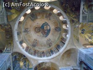 [P16] Mănăstirea Hosios Loukas - Katholikonul: Iisus Pantocrator înconjurat de sfinți și îngeri » foto by Carmen Ion
 - 
<span class="allrVoted glyphicon glyphicon-heart hidden" id="av1141444"></span>
<a class="m-l-10 hidden" id="sv1141444" onclick="voting_Foto_DelVot(,1141444,16497)" role="button">șterge vot <span class="glyphicon glyphicon-remove"></span></a>
<a id="v91141444" class=" c-red"  onclick="voting_Foto_SetVot(1141444)" role="button"><span class="glyphicon glyphicon-heart-empty"></span> <b>LIKE</b> = Votează poza</a> <img class="hidden"  id="f1141444W9" src="/imagini/loader.gif" border="0" /><span class="AjErrMes hidden" id="e1141444ErM"></span>