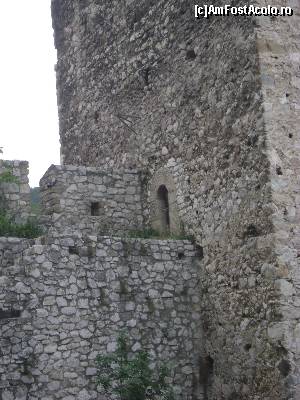 [P27] Cetatea Golubac » foto by costy69
 - 
<span class="allrVoted glyphicon glyphicon-heart hidden" id="av571975"></span>
<a class="m-l-10 hidden" id="sv571975" onclick="voting_Foto_DelVot(,571975,16590)" role="button">șterge vot <span class="glyphicon glyphicon-remove"></span></a>
<a id="v9571975" class=" c-red"  onclick="voting_Foto_SetVot(571975)" role="button"><span class="glyphicon glyphicon-heart-empty"></span> <b>LIKE</b> = Votează poza</a> <img class="hidden"  id="f571975W9" src="/imagini/loader.gif" border="0" /><span class="AjErrMes hidden" id="e571975ErM"></span>