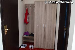 [P01] Hotel Agapi 3*- Intrarea și dulapul spațios, la dreapta baia » foto by krisztike
 - 
<span class="allrVoted glyphicon glyphicon-heart hidden" id="av521425"></span>
<a class="m-l-10 hidden" id="sv521425" onclick="voting_Foto_DelVot(,521425,16708)" role="button">șterge vot <span class="glyphicon glyphicon-remove"></span></a>
<a id="v9521425" class=" c-red"  onclick="voting_Foto_SetVot(521425)" role="button"><span class="glyphicon glyphicon-heart-empty"></span> <b>LIKE</b> = Votează poza</a> <img class="hidden"  id="f521425W9" src="/imagini/loader.gif" border="0" /><span class="AjErrMes hidden" id="e521425ErM"></span>