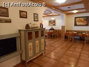 [P30] în sala de mese » foto by zlatna
 - 
<span class="allrVoted glyphicon glyphicon-heart hidden" id="av1485567"></span>
<a class="m-l-10 hidden" id="sv1485567" onclick="voting_Foto_DelVot(,1485567,16761)" role="button">șterge vot <span class="glyphicon glyphicon-remove"></span></a>
<a id="v91485567" class=" c-red"  onclick="voting_Foto_SetVot(1485567)" role="button"><span class="glyphicon glyphicon-heart-empty"></span> <b>LIKE</b> = Votează poza</a> <img class="hidden"  id="f1485567W9" src="/imagini/loader.gif" border="0" /><span class="AjErrMes hidden" id="e1485567ErM"></span>