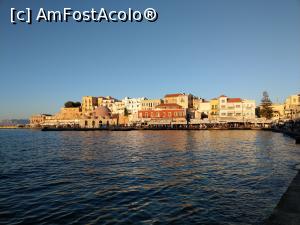 [P01] Chania, vedere de pe Akti Kountourioti. » foto by maryka
 - 
<span class="allrVoted glyphicon glyphicon-heart hidden" id="av1201930"></span>
<a class="m-l-10 hidden" id="sv1201930" onclick="voting_Foto_DelVot(,1201930,16947)" role="button">șterge vot <span class="glyphicon glyphicon-remove"></span></a>
<a id="v91201930" class=" c-red"  onclick="voting_Foto_SetVot(1201930)" role="button"><span class="glyphicon glyphicon-heart-empty"></span> <b>LIKE</b> = Votează poza</a> <img class="hidden"  id="f1201930W9" src="/imagini/loader.gif" border="0" /><span class="AjErrMes hidden" id="e1201930ErM"></span>