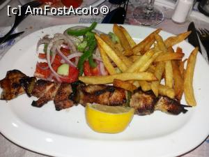 [P06] Pork souvlaki la Sakis Taverna » foto by mirmicu
 - 
<span class="allrVoted glyphicon glyphicon-heart hidden" id="av977028"></span>
<a class="m-l-10 hidden" id="sv977028" onclick="voting_Foto_DelVot(,977028,17099)" role="button">șterge vot <span class="glyphicon glyphicon-remove"></span></a>
<a id="v9977028" class=" c-red"  onclick="voting_Foto_SetVot(977028)" role="button"><span class="glyphicon glyphicon-heart-empty"></span> <b>LIKE</b> = Votează poza</a> <img class="hidden"  id="f977028W9" src="/imagini/loader.gif" border="0" /><span class="AjErrMes hidden" id="e977028ErM"></span>