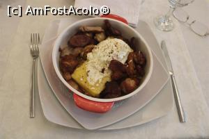 [P36] Lancrăm, Sebeș, Allegria Hotel Restaurant, Tochitură ardelenească, Poftă bună, ...  » foto by mprofeanu
 - 
<span class="allrVoted glyphicon glyphicon-heart hidden" id="av1065942"></span>
<a class="m-l-10 hidden" id="sv1065942" onclick="voting_Foto_DelVot(,1065942,17310)" role="button">șterge vot <span class="glyphicon glyphicon-remove"></span></a>
<a id="v91065942" class=" c-red"  onclick="voting_Foto_SetVot(1065942)" role="button"><span class="glyphicon glyphicon-heart-empty"></span> <b>LIKE</b> = Votează poza</a> <img class="hidden"  id="f1065942W9" src="/imagini/loader.gif" border="0" /><span class="AjErrMes hidden" id="e1065942ErM"></span>