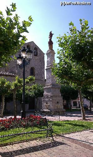 [P15] Iglesia de Santa María.  » foto by alinaro
 - 
<span class="allrVoted glyphicon glyphicon-heart hidden" id="av556290"></span>
<a class="m-l-10 hidden" id="sv556290" onclick="voting_Foto_DelVot(,556290,17465)" role="button">șterge vot <span class="glyphicon glyphicon-remove"></span></a>
<a id="v9556290" class=" c-red"  onclick="voting_Foto_SetVot(556290)" role="button"><span class="glyphicon glyphicon-heart-empty"></span> <b>LIKE</b> = Votează poza</a> <img class="hidden"  id="f556290W9" src="/imagini/loader.gif" border="0" /><span class="AjErrMes hidden" id="e556290ErM"></span>