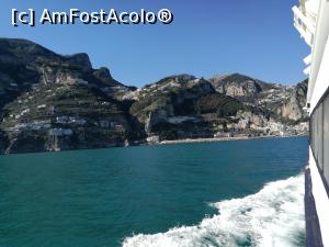 [P69] Pe mare; între Positano și Amalfi » foto by crismis
 - 
<span class="allrVoted glyphicon glyphicon-heart hidden" id="av961235"></span>
<a class="m-l-10 hidden" id="sv961235" onclick="voting_Foto_DelVot(,961235,17505)" role="button">șterge vot <span class="glyphicon glyphicon-remove"></span></a>
<a id="v9961235" class=" c-red"  onclick="voting_Foto_SetVot(961235)" role="button"><span class="glyphicon glyphicon-heart-empty"></span> <b>LIKE</b> = Votează poza</a> <img class="hidden"  id="f961235W9" src="/imagini/loader.gif" border="0" /><span class="AjErrMes hidden" id="e961235ErM"></span>