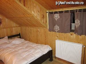 [P18] Camera dubla, cu baie » foto by Testosu'
 - 
<span class="allrVoted glyphicon glyphicon-heart hidden" id="av559788"></span>
<a class="m-l-10 hidden" id="sv559788" onclick="voting_Foto_DelVot(,559788,17530)" role="button">șterge vot <span class="glyphicon glyphicon-remove"></span></a>
<a id="v9559788" class=" c-red"  onclick="voting_Foto_SetVot(559788)" role="button"><span class="glyphicon glyphicon-heart-empty"></span> <b>LIKE</b> = Votează poza</a> <img class="hidden"  id="f559788W9" src="/imagini/loader.gif" border="0" /><span class="AjErrMes hidden" id="e559788ErM"></span>