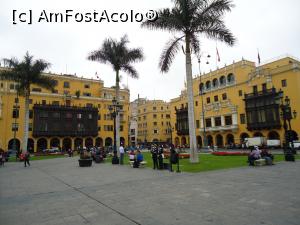 [P27] Plaza de Armas in toata splendoarea » foto by buterfly*
 - 
<span class="allrVoted glyphicon glyphicon-heart hidden" id="av811636"></span>
<a class="m-l-10 hidden" id="sv811636" onclick="voting_Foto_DelVot(,811636,17742)" role="button">șterge vot <span class="glyphicon glyphicon-remove"></span></a>
<a id="v9811636" class=" c-red"  onclick="voting_Foto_SetVot(811636)" role="button"><span class="glyphicon glyphicon-heart-empty"></span> <b>LIKE</b> = Votează poza</a> <img class="hidden"  id="f811636W9" src="/imagini/loader.gif" border="0" /><span class="AjErrMes hidden" id="e811636ErM"></span>