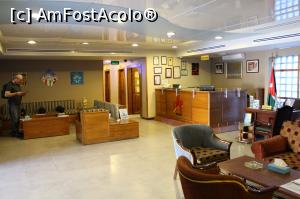 [P03] Aqaba, My Hotel, recepția » foto by mprofeanu
 - 
<span class="allrVoted glyphicon glyphicon-heart hidden" id="av921558"></span>
<a class="m-l-10 hidden" id="sv921558" onclick="voting_Foto_DelVot(,921558,17763)" role="button">șterge vot <span class="glyphicon glyphicon-remove"></span></a>
<a id="v9921558" class=" c-red"  onclick="voting_Foto_SetVot(921558)" role="button"><span class="glyphicon glyphicon-heart-empty"></span> <b>LIKE</b> = Votează poza</a> <img class="hidden"  id="f921558W9" src="/imagini/loader.gif" border="0" /><span class="AjErrMes hidden" id="e921558ErM"></span>