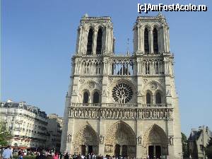 [P01] Vizitare Cathedrale Notre Dame de Paris - Fatada vestica.  » foto by vega06
 - 
<span class="allrVoted glyphicon glyphicon-heart hidden" id="av577182"></span>
<a class="m-l-10 hidden" id="sv577182" onclick="voting_Foto_DelVot(,577182,17764)" role="button">șterge vot <span class="glyphicon glyphicon-remove"></span></a>
<a id="v9577182" class=" c-red"  onclick="voting_Foto_SetVot(577182)" role="button"><span class="glyphicon glyphicon-heart-empty"></span> <b>LIKE</b> = Votează poza</a> <img class="hidden"  id="f577182W9" src="/imagini/loader.gif" border="0" /><span class="AjErrMes hidden" id="e577182ErM"></span>
