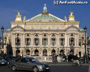 [P43] Cladirea operei din Paris care mai este numita de francezi si Palais Garnier - Palatul Garnier, construita de Charles Garnier. Este o fotografie descarcata de pe net, eu nu aveam nimic de calitate cu acest obiectiv, dar trebuia sa-l vedeti.  » foto by vega06
 - 
<span class="allrVoted glyphicon glyphicon-heart hidden" id="av577313"></span>
<a class="m-l-10 hidden" id="sv577313" onclick="voting_Foto_DelVot(,577313,17764)" role="button">șterge vot <span class="glyphicon glyphicon-remove"></span></a>
<a id="v9577313" class=" c-red"  onclick="voting_Foto_SetVot(577313)" role="button"><span class="glyphicon glyphicon-heart-empty"></span> <b>LIKE</b> = Votează poza</a> <img class="hidden"  id="f577313W9" src="/imagini/loader.gif" border="0" /><span class="AjErrMes hidden" id="e577313ErM"></span>
