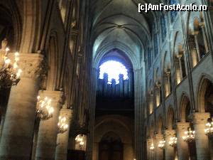 [P05] Vizitare Cathedrale Notre Dame de Paris - Imagine interior. Impresionant, te face sa te simti mic si neinsemnat.  » foto by vega06
 - 
<span class="allrVoted glyphicon glyphicon-heart hidden" id="av577195"></span>
<a class="m-l-10 hidden" id="sv577195" onclick="voting_Foto_DelVot(,577195,17764)" role="button">șterge vot <span class="glyphicon glyphicon-remove"></span></a>
<a id="v9577195" class=" c-red"  onclick="voting_Foto_SetVot(577195)" role="button"><span class="glyphicon glyphicon-heart-empty"></span> <b>LIKE</b> = Votează poza</a> <img class="hidden"  id="f577195W9" src="/imagini/loader.gif" border="0" /><span class="AjErrMes hidden" id="e577195ErM"></span>