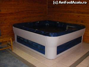 [P09] Jacuzzi-ul. Accesul este gratuit cu rezervare prealabilă. » foto by Admin
 - 
<span class="allrVoted glyphicon glyphicon-heart hidden" id="av581369"></span>
<a class="m-l-10 hidden" id="sv581369" onclick="voting_Foto_DelVot(,581369,17815)" role="button">șterge vot <span class="glyphicon glyphicon-remove"></span></a>
<a id="v9581369" class=" c-red"  onclick="voting_Foto_SetVot(581369)" role="button"><span class="glyphicon glyphicon-heart-empty"></span> <b>LIKE</b> = Votează poza</a> <img class="hidden"  id="f581369W9" src="/imagini/loader.gif" border="0" /><span class="AjErrMes hidden" id="e581369ErM"></span>