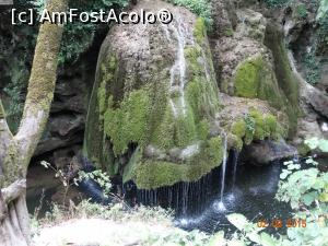 [P07] Cascada Bigãr. O “joacã” a naturii. Aceiasi minunata cascada. Dupa cum vedeti, lipsa apei isi spune deja cuvantul, 'ciuperca' incepand sa 'cheleasca' :( » foto by vega06
 - 
<span class="allrVoted glyphicon glyphicon-heart hidden" id="av729987"></span>
<a class="m-l-10 hidden" id="sv729987" onclick="voting_Foto_DelVot(,729987,17936)" role="button">șterge vot <span class="glyphicon glyphicon-remove"></span></a>
<a id="v9729987" class=" c-red"  onclick="voting_Foto_SetVot(729987)" role="button"><span class="glyphicon glyphicon-heart-empty"></span> <b>LIKE</b> = Votează poza</a> <img class="hidden"  id="f729987W9" src="/imagini/loader.gif" border="0" /><span class="AjErrMes hidden" id="e729987ErM"></span>