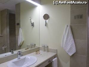 [P18] imagine din baie » foto by amero
 - 
<span class="allrVoted glyphicon glyphicon-heart hidden" id="av643487"></span>
<a class="m-l-10 hidden" id="sv643487" onclick="voting_Foto_DelVot(,643487,17951)" role="button">șterge vot <span class="glyphicon glyphicon-remove"></span></a>
<a id="v9643487" class=" c-red"  onclick="voting_Foto_SetVot(643487)" role="button"><span class="glyphicon glyphicon-heart-empty"></span> <b>LIKE</b> = Votează poza</a> <img class="hidden"  id="f643487W9" src="/imagini/loader.gif" border="0" /><span class="AjErrMes hidden" id="e643487ErM"></span>