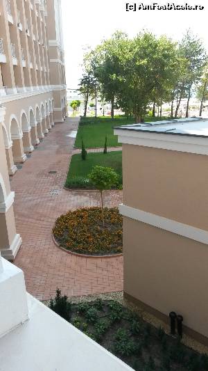 [P30] Vedere de pe balcon (etj 1)  » foto by lucianaalex
 - 
<span class="allrVoted glyphicon glyphicon-heart hidden" id="av662908"></span>
<a class="m-l-10 hidden" id="sv662908" onclick="voting_Foto_DelVot(,662908,17951)" role="button">șterge vot <span class="glyphicon glyphicon-remove"></span></a>
<a id="v9662908" class=" c-red"  onclick="voting_Foto_SetVot(662908)" role="button"><span class="glyphicon glyphicon-heart-empty"></span> <b>LIKE</b> = Votează poza</a> <img class="hidden"  id="f662908W9" src="/imagini/loader.gif" border="0" /><span class="AjErrMes hidden" id="e662908ErM"></span>