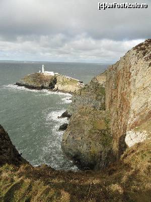 [P25] South Stack Lighthouse » foto by zuftim
 - 
<span class="allrVoted glyphicon glyphicon-heart hidden" id="av591319"></span>
<a class="m-l-10 hidden" id="sv591319" onclick="voting_Foto_DelVot(,591319,17998)" role="button">șterge vot <span class="glyphicon glyphicon-remove"></span></a>
<a id="v9591319" class=" c-red"  onclick="voting_Foto_SetVot(591319)" role="button"><span class="glyphicon glyphicon-heart-empty"></span> <b>LIKE</b> = Votează poza</a> <img class="hidden"  id="f591319W9" src="/imagini/loader.gif" border="0" /><span class="AjErrMes hidden" id="e591319ErM"></span>